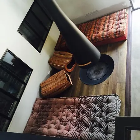 Industrial Chic House 아파트